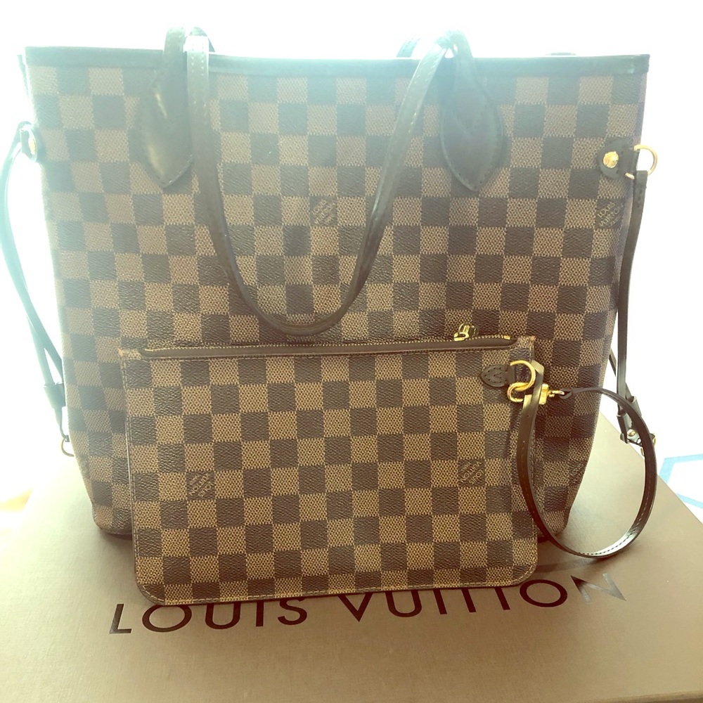 Louis Vuitton Damier Neverfull MM